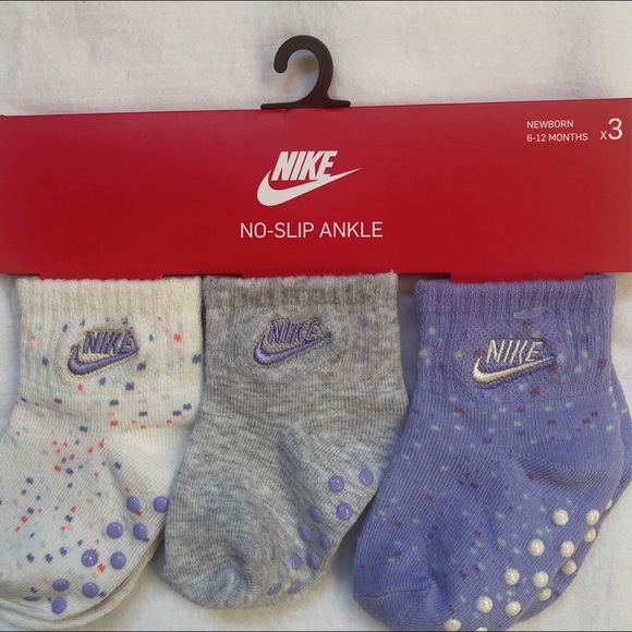NIKE BABY~3 pair~NO SLIP SOCKS~ 6-12 Mo MULTICOLOR - Picture 2 of 4